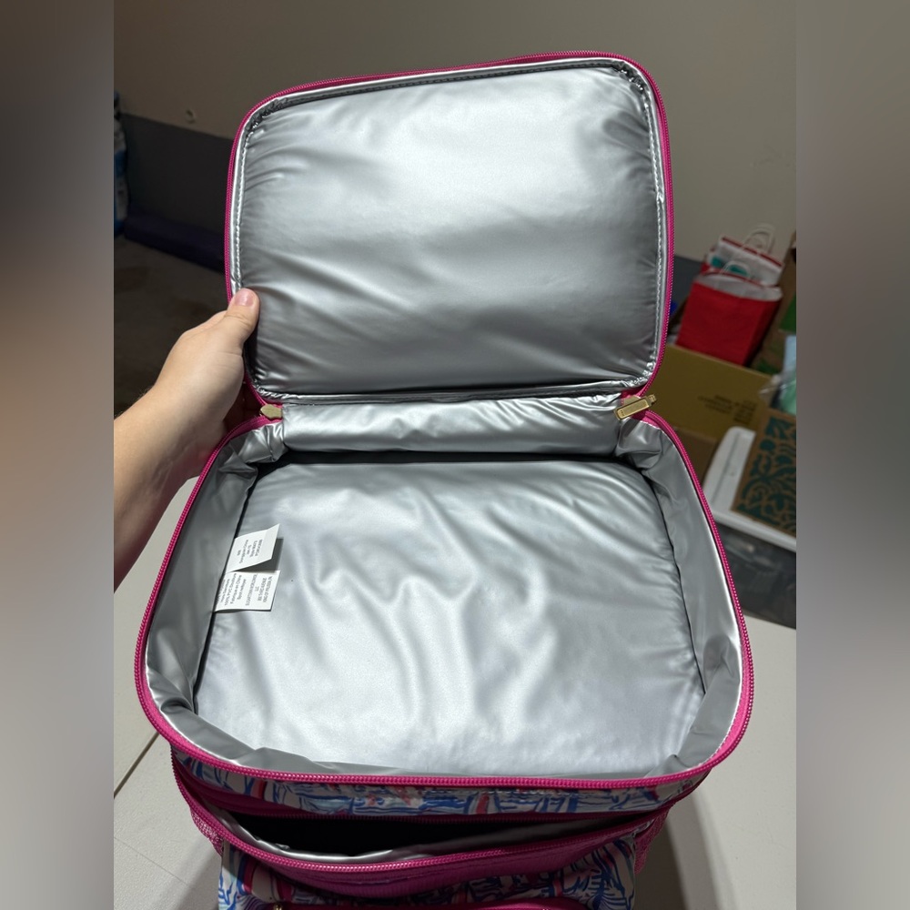 NEW Lilly Pulitzer Rolling Cooler - Picture 5 of 13